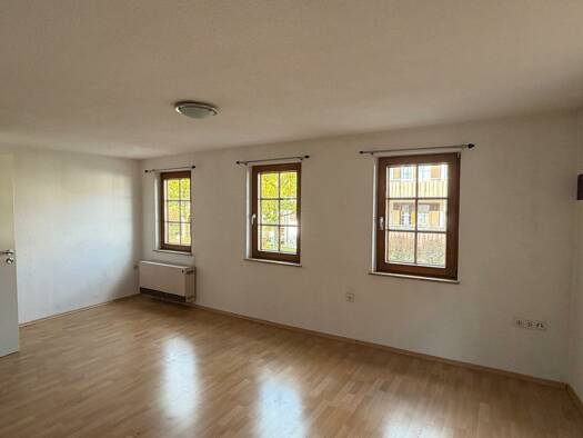 Einfamilienhaus zur Miete 1.100 € 5 Zimmer 160 m² Baisingen Rottenburg am Neckar 72108