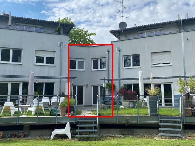 Reihenmittelhaus zur Miete 2.300 € 3 Zimmer 132 m² 174 m² Grundstück frei ab sofort Weststadt Ulm 89077