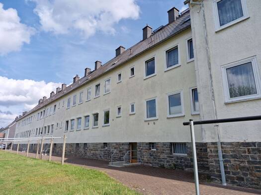 Wohnung zum Kauf 55.000 € 3 Zimmer 48,5 m² 2. Geschoss Annaberg Annaberg-Buchholz 09456