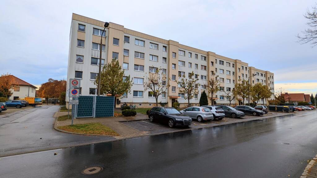 Wohnung zum Kauf 85.000 € 2 Zimmer 49,3 m² 2. Geschoss Ottendorf-Okrilla 01458