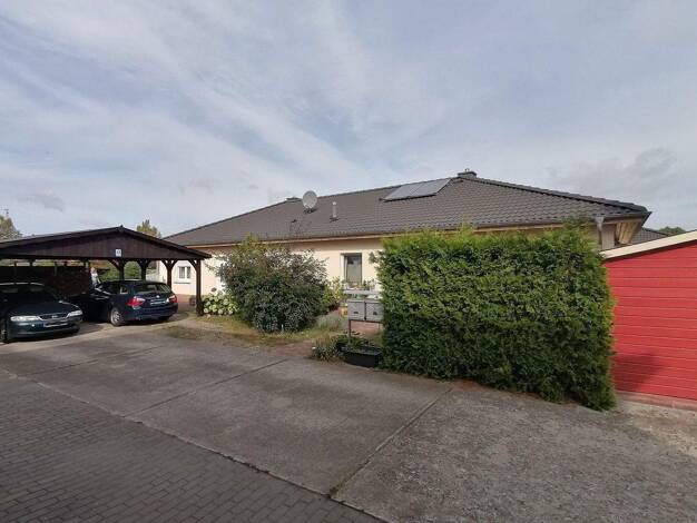 Mehrfamilienhaus zum Kauf provisionsfrei 410.000 € 6 Zimmer 160 m² 800 m² Grundstück frei ab 01.06.2026 Wilhelmstraße 13 Eisenhüttenstadt 15890
