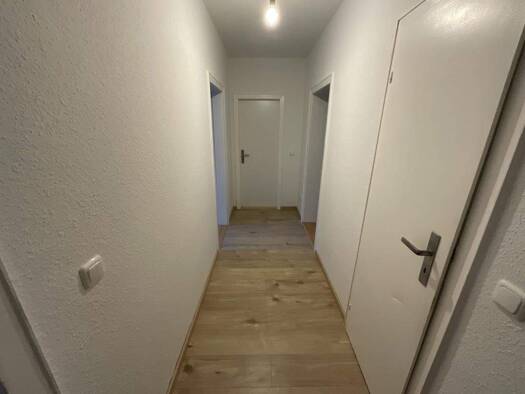 Wohnung zur Miete 539 € 3 Zimmer 66,2 m² 1. Geschoss frei ab 16.04.2026 Arngaster Straße 19 Varel 26316