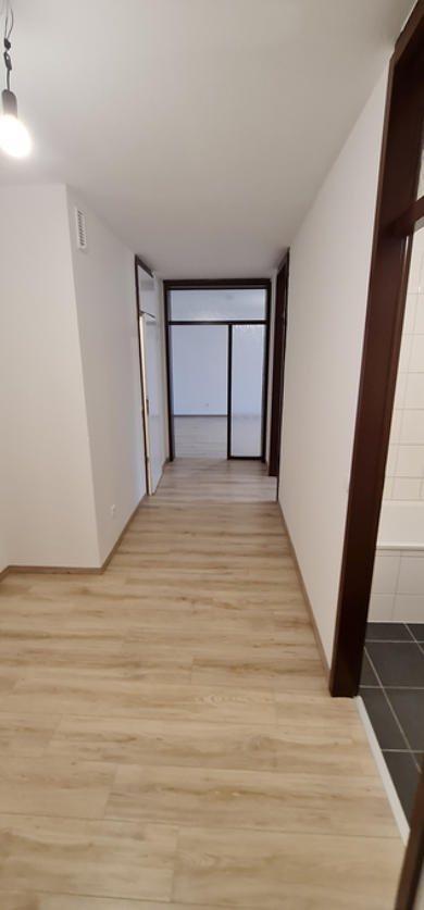 Wohnung zur Miete 649 € 3 Zimmer 81 m² 1. Geschoss Kolberger Straße 63 (Alt-) Siegen - Fischbacherberg Siegen 57072