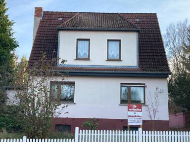 Einfamilienhaus zum Kauf 140.000 € 6 Zimmer 130 m² 777 m² Grundstück Fürstenberg/Havel Fürstenberg/Havel 16798