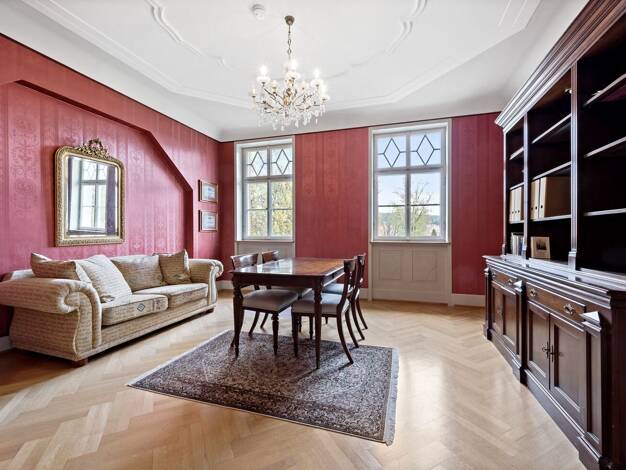 Villa zum Kauf 895.000 € 10 Zimmer 282 m² 1.122 m² Grundstück Balingen Balingen 72336