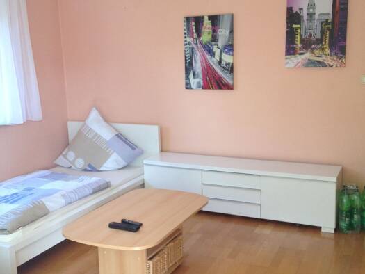 WG-Zimmer zur Miete 420 € 16 m² Geschoss EG/2 frei ab sofort Hebsack Remshalden 73630