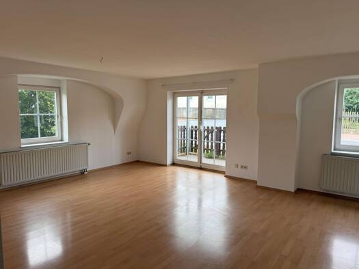 Wohnung zur Miete 415 € 2 Zimmer 69,2 m² EG frei ab sofort Zum Stausee 11 Naundorf Diera-Zehren 01665