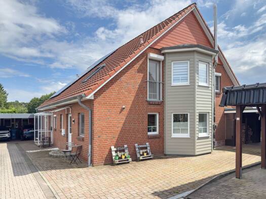 Mehrfamilienhaus zum Kauf 459.000 € 4 Zimmer 127 m² 419 m² Grundstück frei ab sofort Klein Gladebrügge 23795