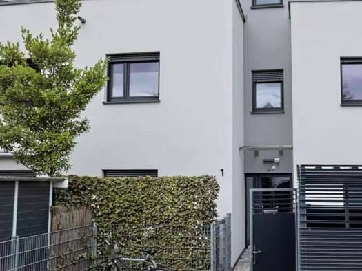 Wohnung zur Miete 1.500 € 2 Zimmer 90 m² Geschoss 2/3 frei ab sofort Händelstraße 1 Spitalhof Nürnberg 90491