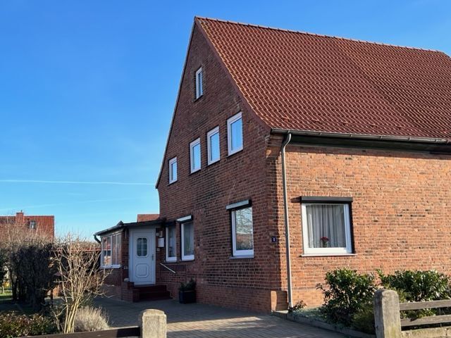 Einfamilienhaus zum Kauf 179.000 € 5 Zimmer 116 m²<br/>Wohnfläche 618 m²<br/>Grundstück Dettmannsdorf Güstrow 18273