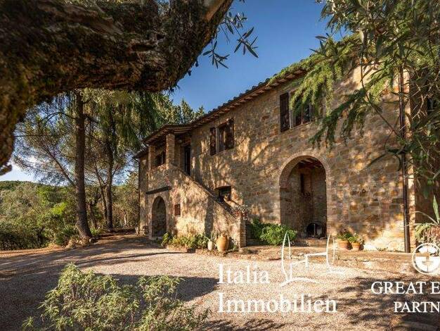 Bauernhaus zum Kauf 690.000 € 10 Zimmer 274 m² 8.000 m² Grundstück Magione 06063