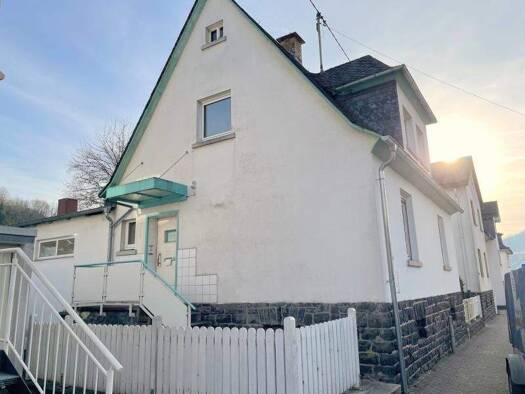 Wohnung zur Miete 900 € 6 Zimmer 128 m² EG Westerburg 56457