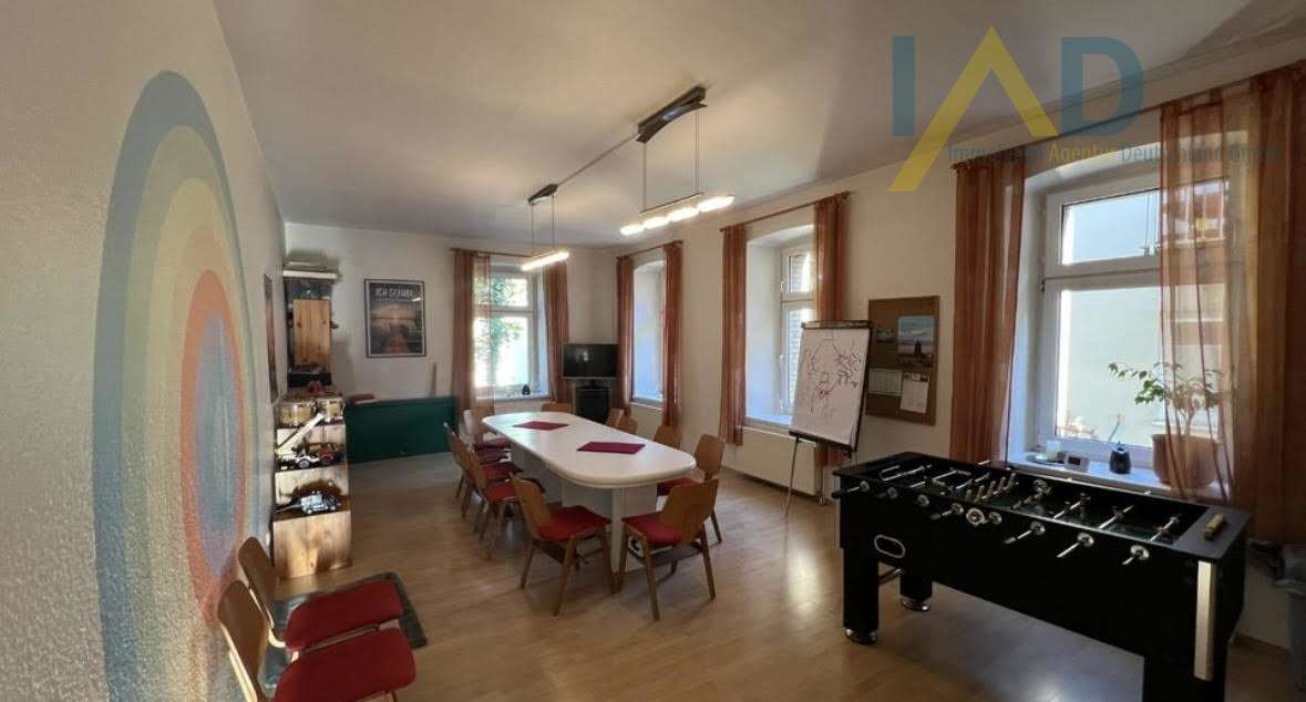 Mehrfamilienhaus zum Kauf 375.000 € 8 Zimmer 411 m²<br/>Wohnfläche 1.075 m²<br/>Grundstück Vlotho Vlotho 32602