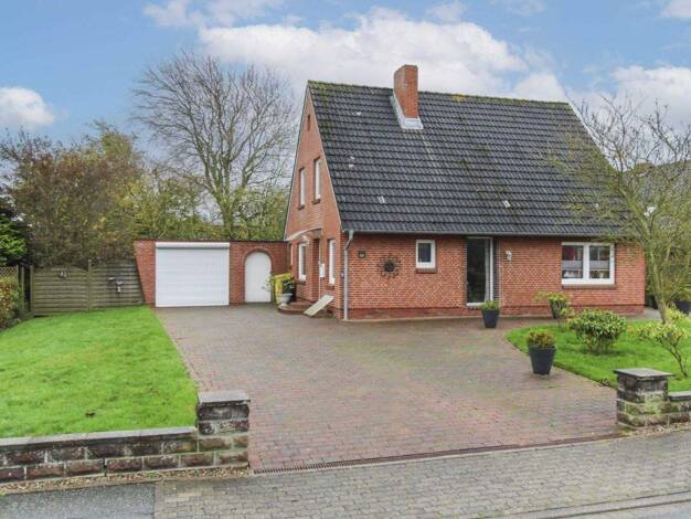 Einfamilienhaus zum Kauf 250.000 € 4 Zimmer 102,2 m² 882,2 m² Grundstück Klanxbüll 25924