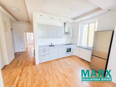 Wohnung zur Miete 350 € 3 Zimmer 61 m² 1. Geschoss frei ab sofort Fichtestraße 8 Löbau Löbau 02708