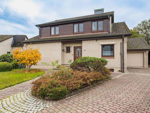 Einfamilienhaus zum Kauf 695.000 € 8 Zimmer 200,8 m² 1.334 m² Grundstück Tangstedt 22889