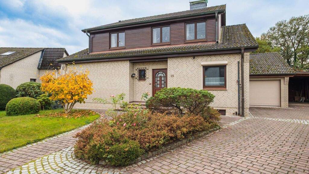 Einfamilienhaus zum Kauf 695.000 € 8 Zimmer 200,8 m² 1.334 m² Grundstück Tangstedt 22889