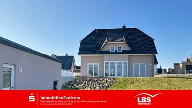 Einfamilienhaus zum Kauf - Erstbezug provisionsfrei 547.800 € 5 Zimmer 152 m² 901 m² Grundstück frei ab sofort Suckow Güstrow 18273