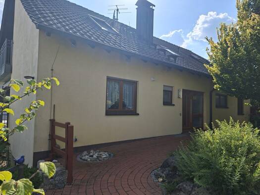 Einfamilienhaus zum Kauf 599.000 € 9 Zimmer 287 m² 923 m² Grundstück frei ab sofort Großhabersdorf Großhabersdorf 90613