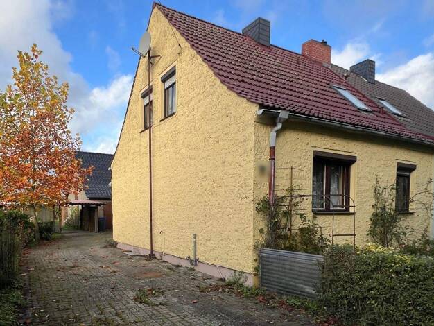 Doppelhaushälfte zum Kauf 139.000 € 4 Zimmer 80 m² 795 m² Grundstück Wittstock Wittstock/Dosse 16909