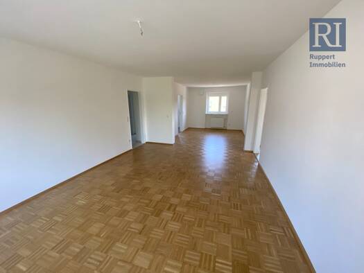 Wohnung zur Miete 1.200 € 3 Zimmer 99,7 m² frei ab 01.09.2025 Waidmannsteige 14 Lengfeld Würzburg 97076