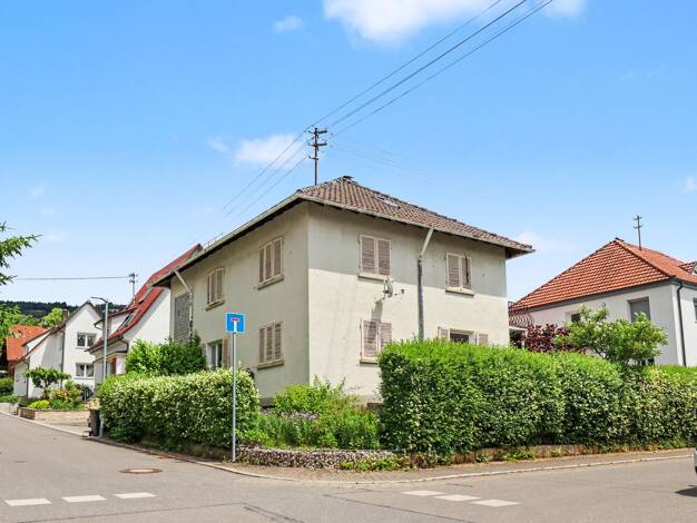 Mehrfamilienhaus zum Kauf 349.000 € 6 Zimmer 144 m² 353 m² Grundstück Spaichingen 78549