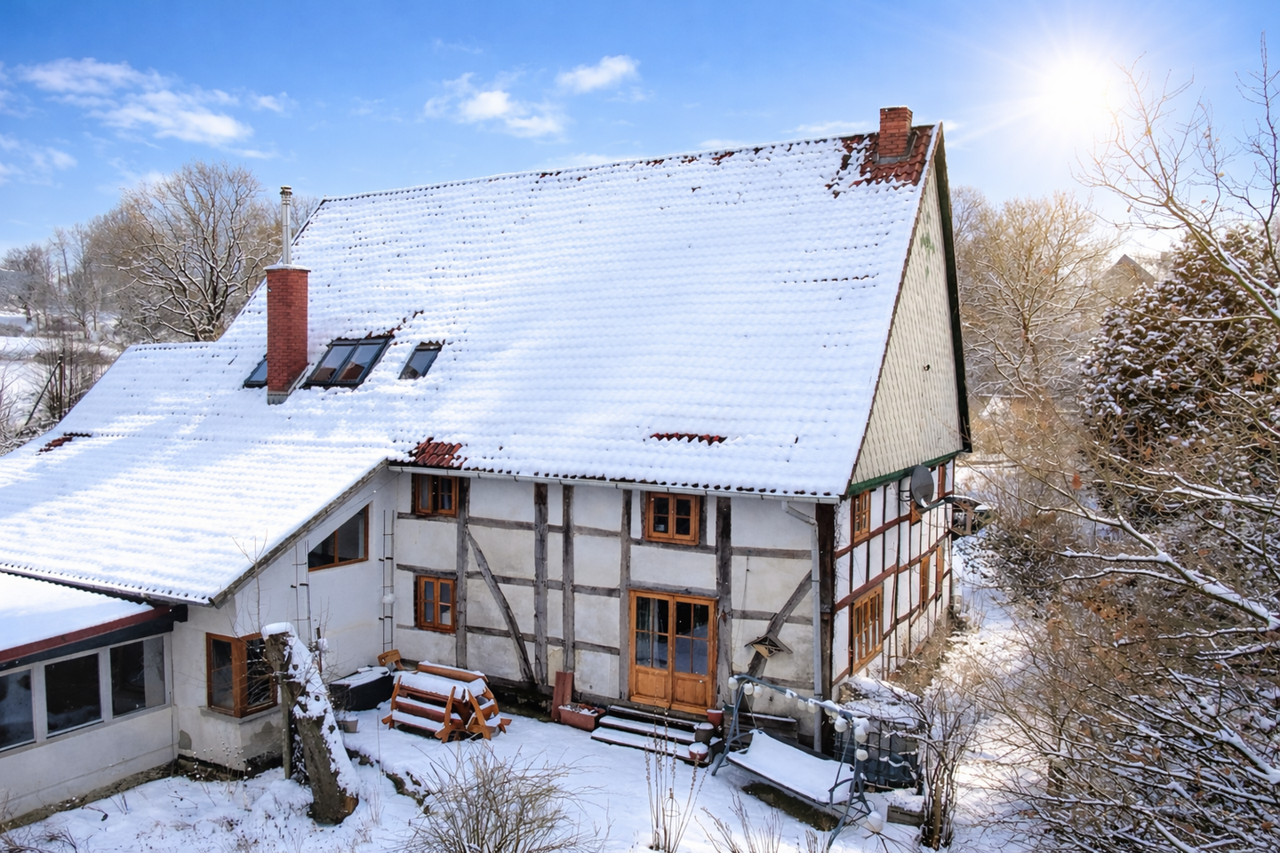 Immobilie in Extertal - Fachwerktraum mit tollem Konzept, Terrasse, Scheune und großem Grundstück! - Bild 0