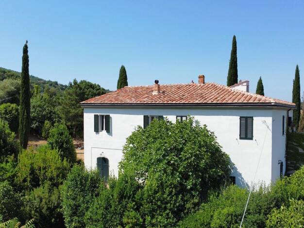 Mehrfamilienhaus zum Kauf 1.350.000 € 7 Zimmer 400 m² 35.000 m² Grundstück frei ab sofort Scansano 58054