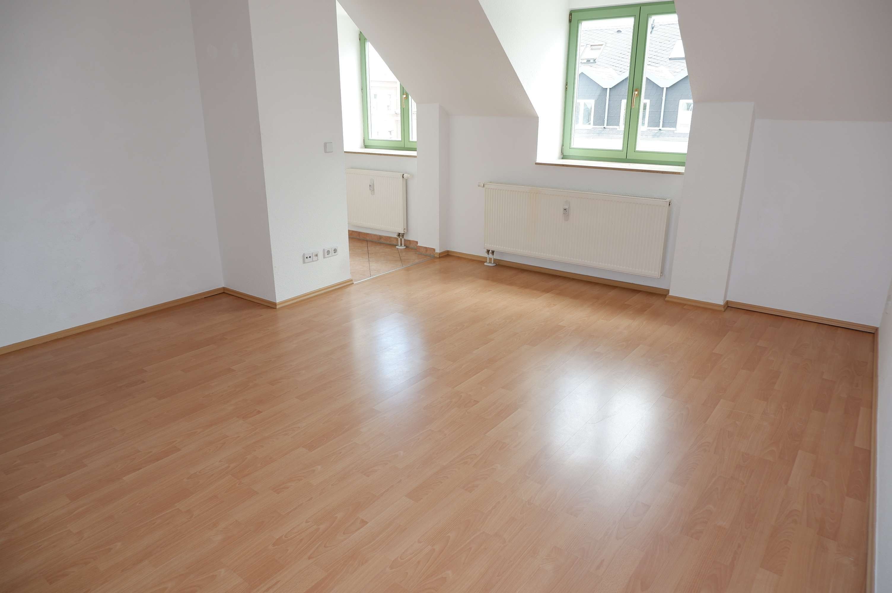 Wohnung zur Miete 215 € 2 Zimmer 42,9 m²<br/>Wohnfläche 4.<br/>Geschoss 01.01.2025<br/>Verfügbarkeit Frankenberger Str. 195 Ebersdorf 141 Chemnitz 09131