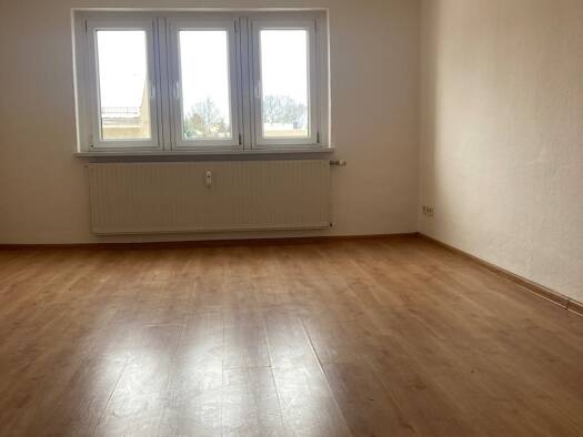 Wohnung zur Miete 340 € 3 Zimmer 88 m² 3. Geschoss frei ab sofort Eckartsberger Straße 10 Zittau 02763