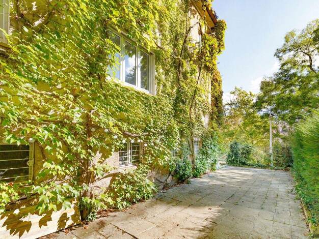 Mehrfamilienhaus zum Kauf 1.980.000 € 12 Zimmer 334 m² 627 m² Grundstück West Stuttgart 70193