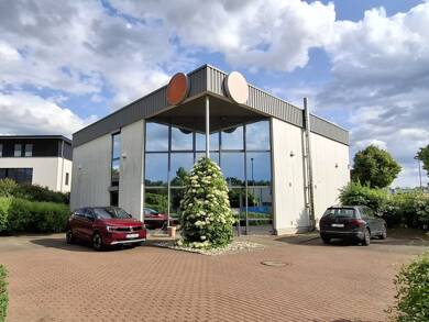 Bürofläche zum Kauf 618 m² Bürofläche teilbar ab 328 m² Hildesheim 31135