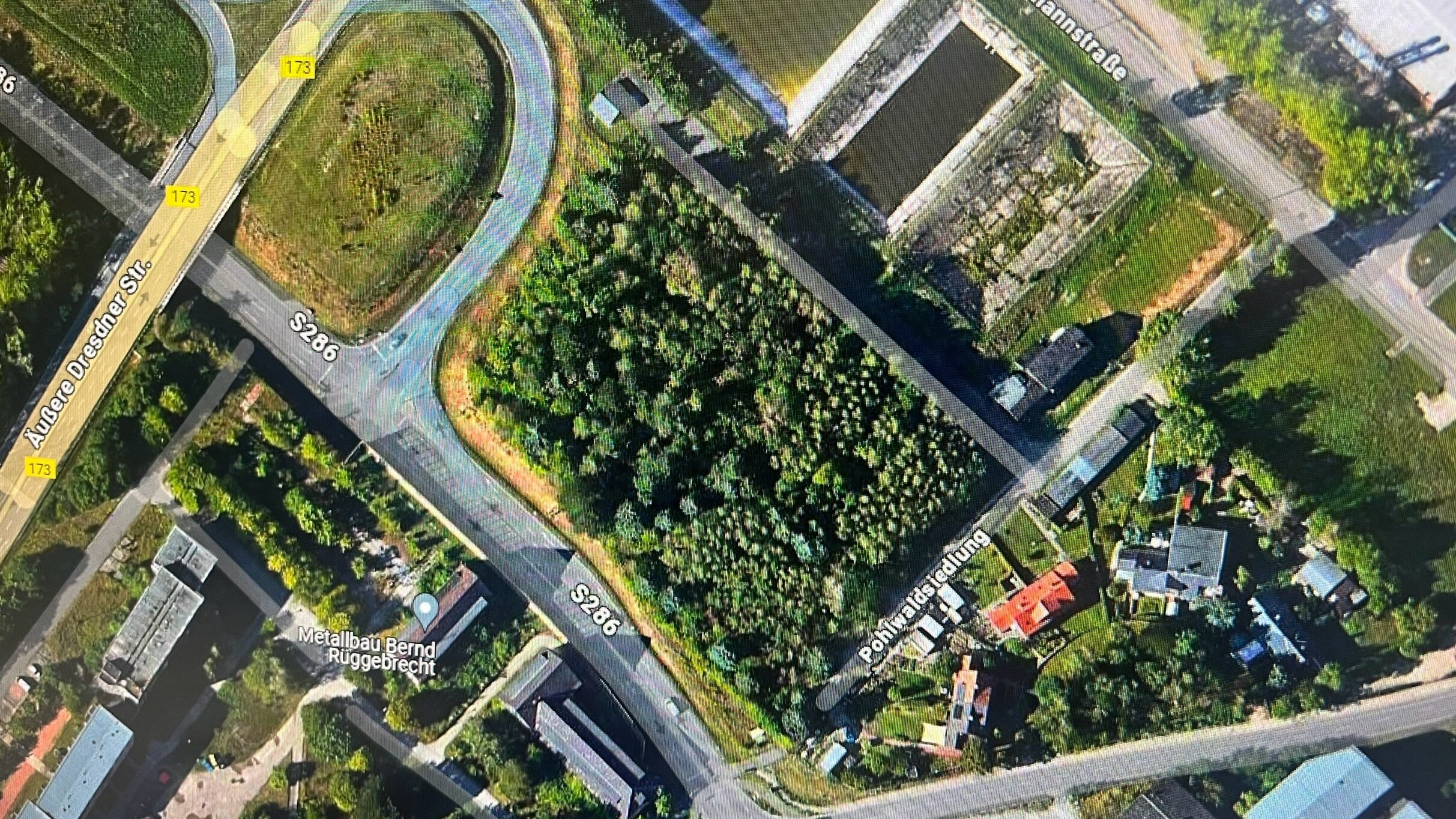 Grundstück zum Kauf provisionsfrei 66.000 € 10.535 m²<br/>Grundstück Pöhlau Zwickau 08066