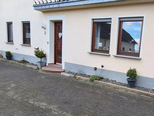 Wohnung zur Miete 635 € 3 Zimmer 90 m² Geschoss EG/2 frei ab 01.02.2026 Lützkampen 54617