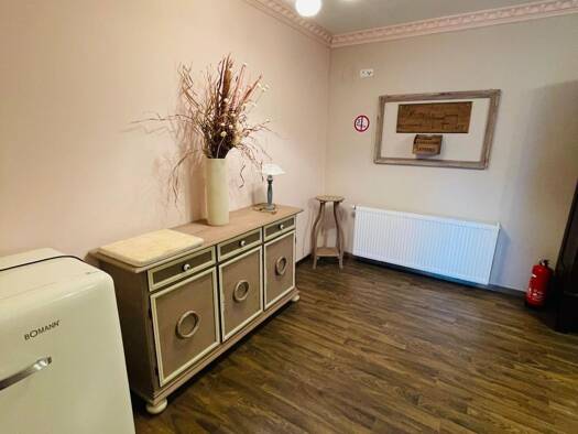 Wohnung zur Miete 900 € 3 Zimmer 100 m² frei ab sofort Wöllsteiner Straße 17 Siefersheim 55599