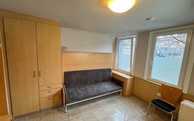 Wohnung zur Miete Wohnen auf Zeit 1.090 € 1 Zimmer 20 m² frei ab 17.01.2025 Pfarrstrasse 0 Rathaus Stuttgart Zentrum 70182