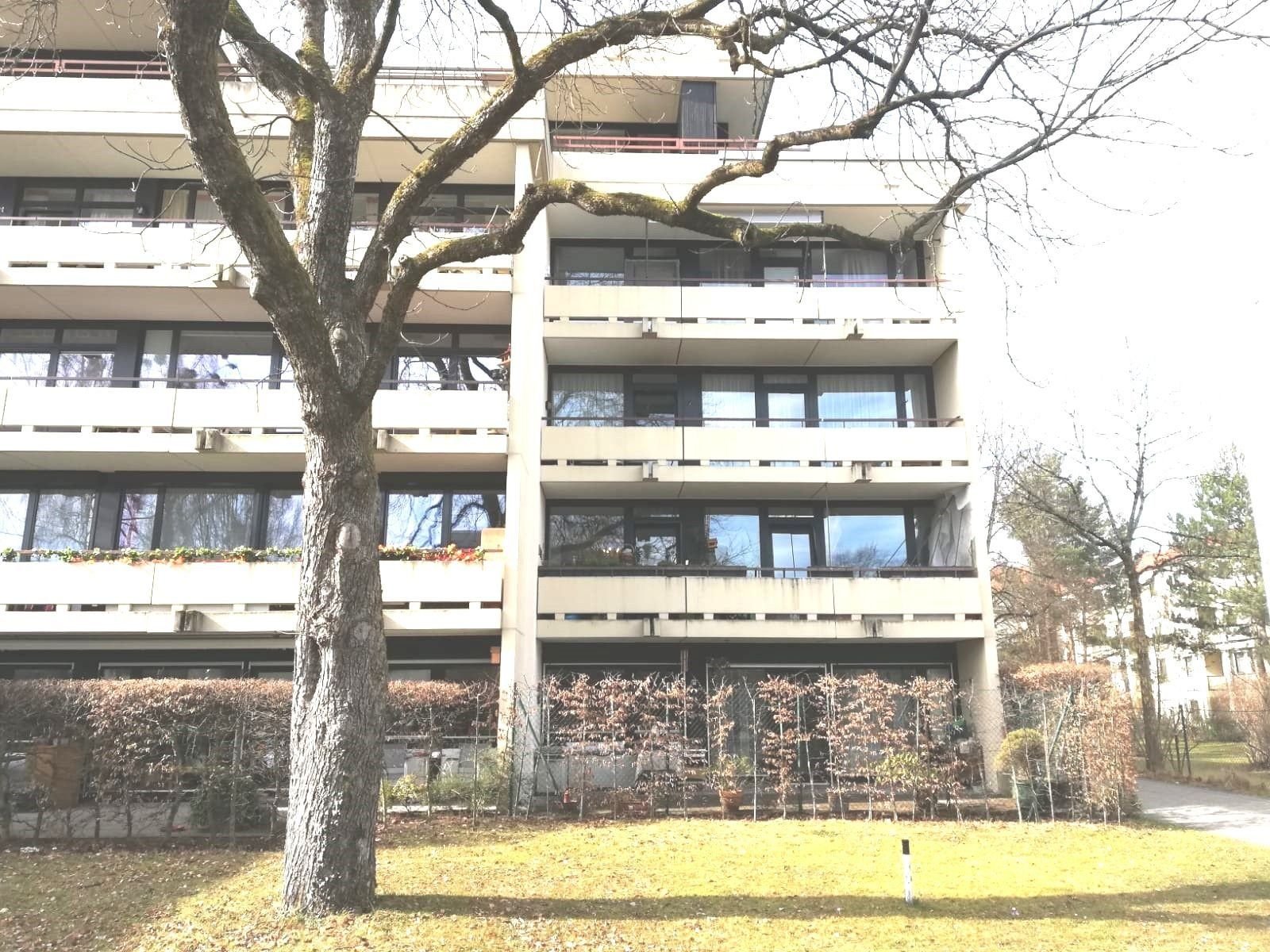 Wohnung zum Kauf 3 Zimmer 94,5 m²<br/>Wohnfläche 2.<br/>Geschoss ab sofort<br/>Verfügbarkeit Forstenrieder  Allee Forstenried München 81476