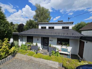 Haus zum Kauf 189.000 € 7 Zimmer 130 m² 1.121 m² Grundstück Alberthofen Steimel 57614
