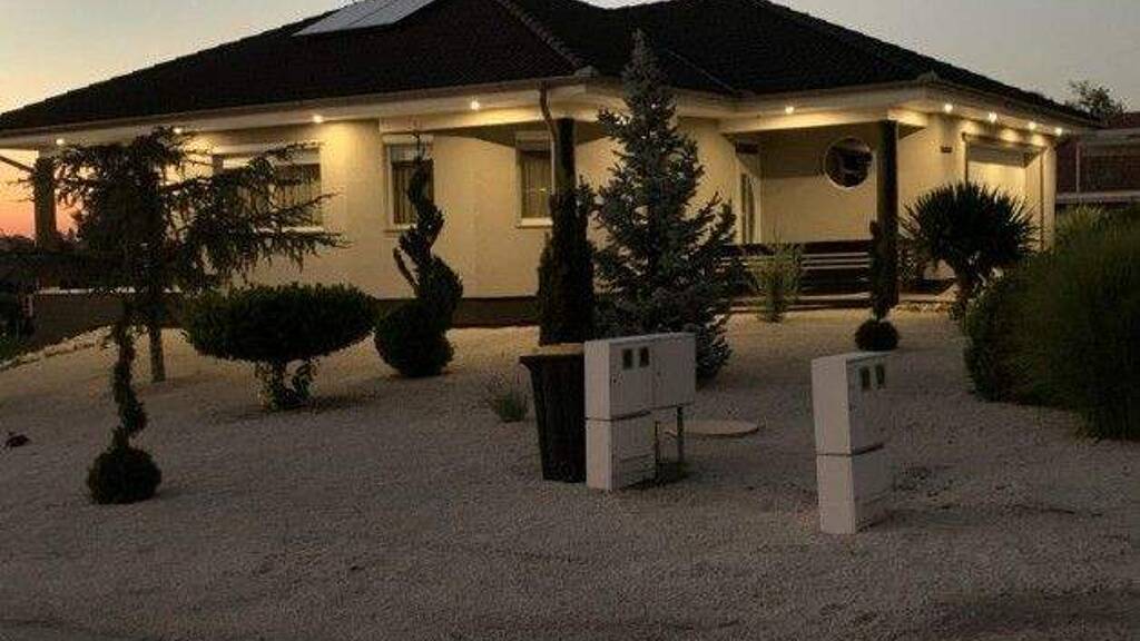 Einfamilienhaus zum Kauf 510.000 € 3 Zimmer 205 m² 37.000 m² Grundstück Császártöltés 6239