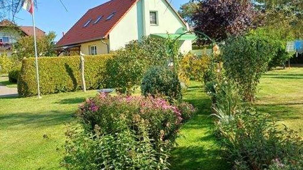 Einfamilienhaus zum Kauf 325.000 € 5 Zimmer 180 m² 2.661 m² Grundstück Blumenholz 17237