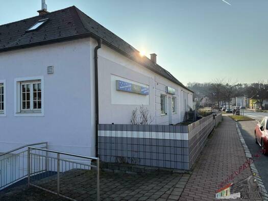 Einfamilienhaus zur Miete 2.000 € 10 Zimmer 700 m² 840 m² Grundstück Draßburg 7021