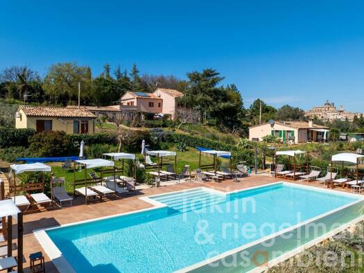 Haus zum Kauf 1.820.000 € 500 m² 23.629 m² Grundstück Ancona 60124