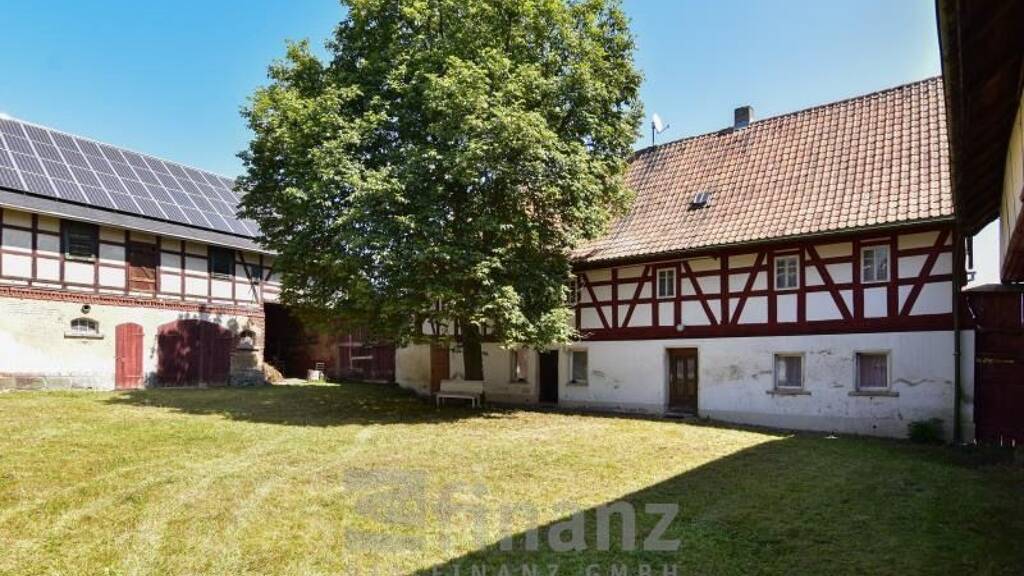 Bauernhaus zum Kauf 250.000 € 9 Zimmer 217,2 m² 5.062 m² Grundstück Langenbernsdorf 08428
