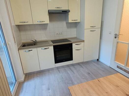Wohnung zur Miete 720 € 1 Zimmer 43 m² 3 Geschosse frei ab 01.11.2026 Vestnertorgraben 31 Gärten h d Veste Nürnberg 90408