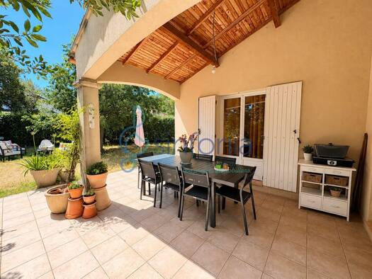 Haus zum Kauf 422.000 € 120 m² 1.250 m² Grundstück Arènes Nîmes 30000
