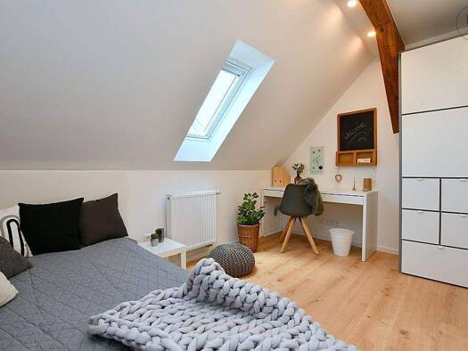 WG-Zimmer zur Miete Wohnen auf Zeit 630 € 15 m² 3. Geschoss frei ab 22.05.2026 Mitte Ludwigsburg 71638