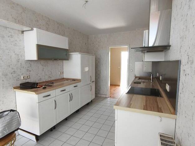 Wohnung zur Miete 500 € 3 Zimmer 75,5 m² 3. Geschoss Weißenfels Weißenfels 06667