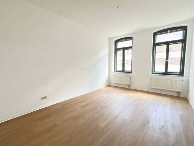 Wohnung zur Miete 405 € 2 Zimmer 72,9 m² 1. Geschoss frei ab sofort Wartburgstraße 18a Bernsdorf 423 Chemnitz 09126