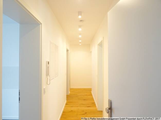 Wohnung zur Miete 857 € 4 Zimmer 100,8 m² 1. Geschoss frei ab 01.08.2025 Helmstedter Str. 25 Wormser Platz Magdeburg 39112