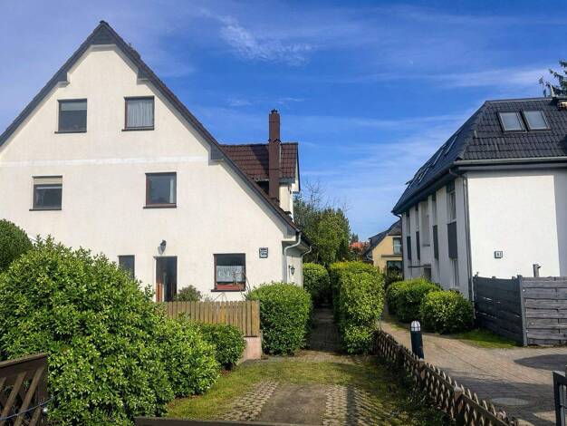 Doppelhaushälfte zum Kauf 599.000 € 6,5 Zimmer 135,7 m² 448 m² Grundstück frei ab 01.04.2026 Kornblumenring xx Rudow Berlin 12357